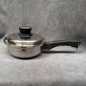 Lustre Craft Stainless 1 Qt Saucepan  7"